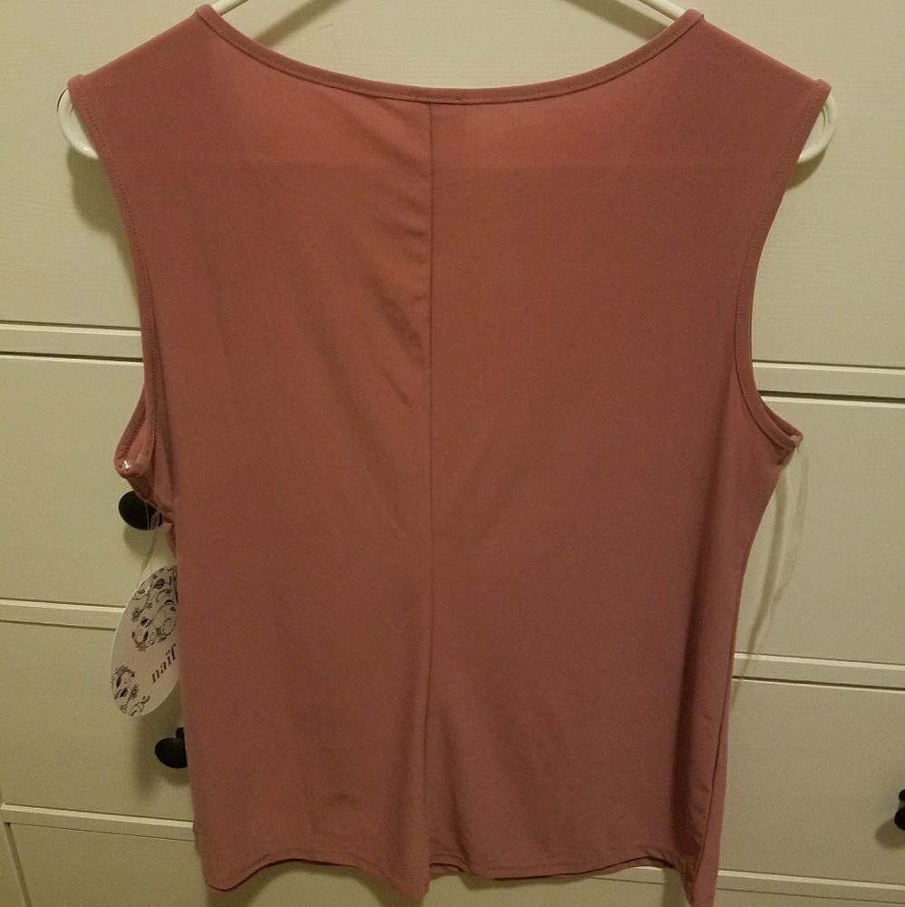 Blouse - Picture 2 of 3